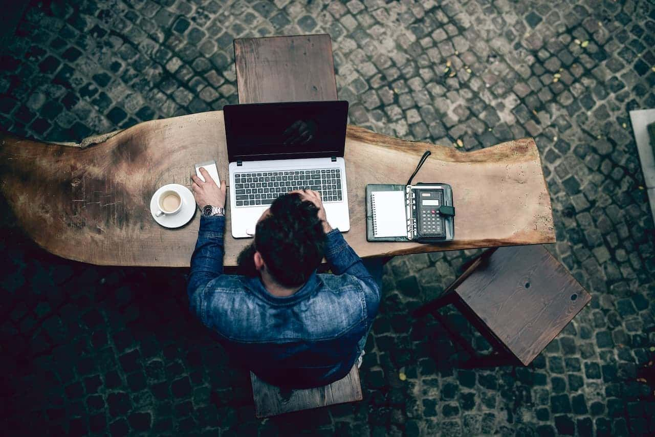 How to start a copywriting business on a budget