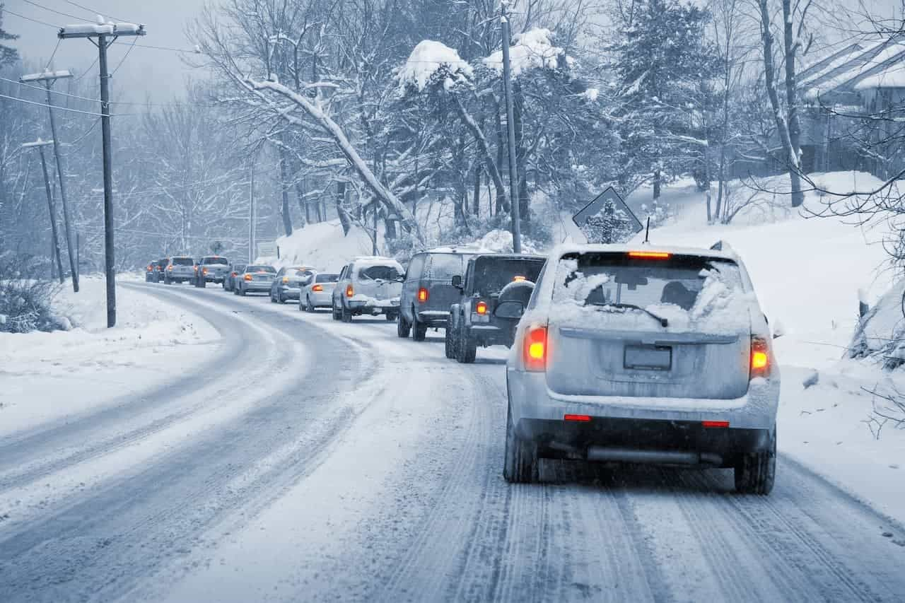 10 Winter driving and vehicle maintenance tips to keep your business on the road