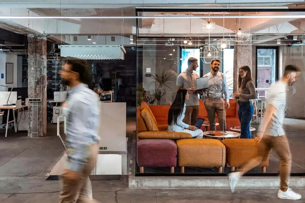 The pros and cons of moving to a 4 day working week